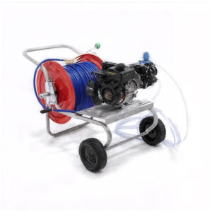 Groupe Motopompe de pulvérisation Comet MTP MC 25 moteur 4 temps Loncin 148F-2 et chariot